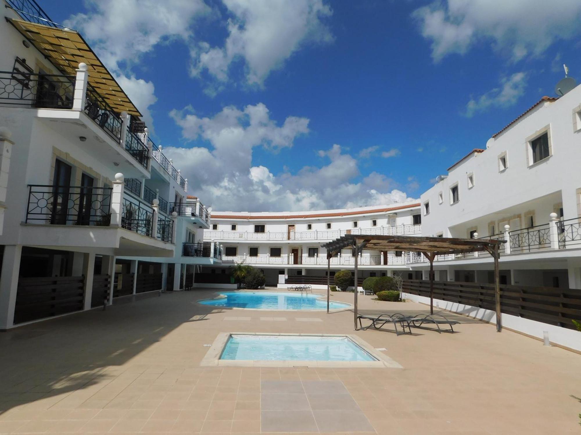 Paramount Gardens Resorts C202 لارنكا المظهر الخارجي الصورة